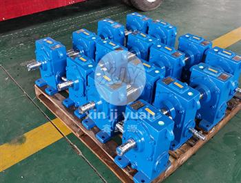 WD150-360圆柱蜗杆减速机