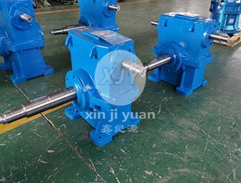 WS非标加长轴减速机